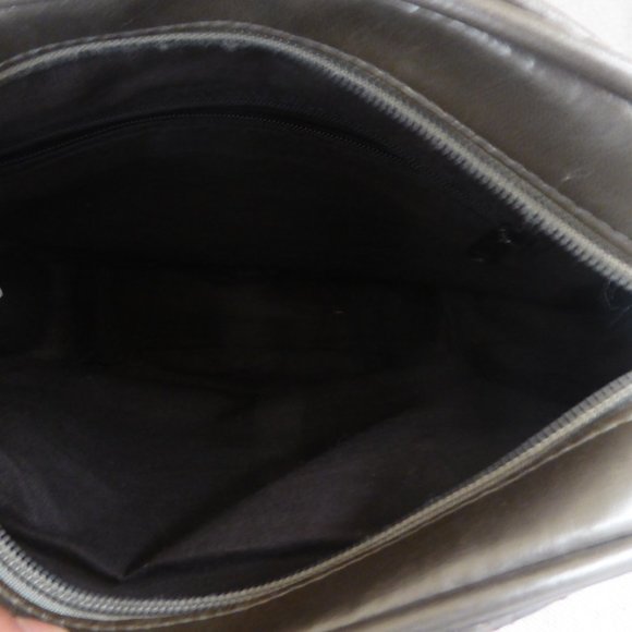 Andes Vintage Zippered Chain Crossbody Bag Tassel - Picture 9 of 10